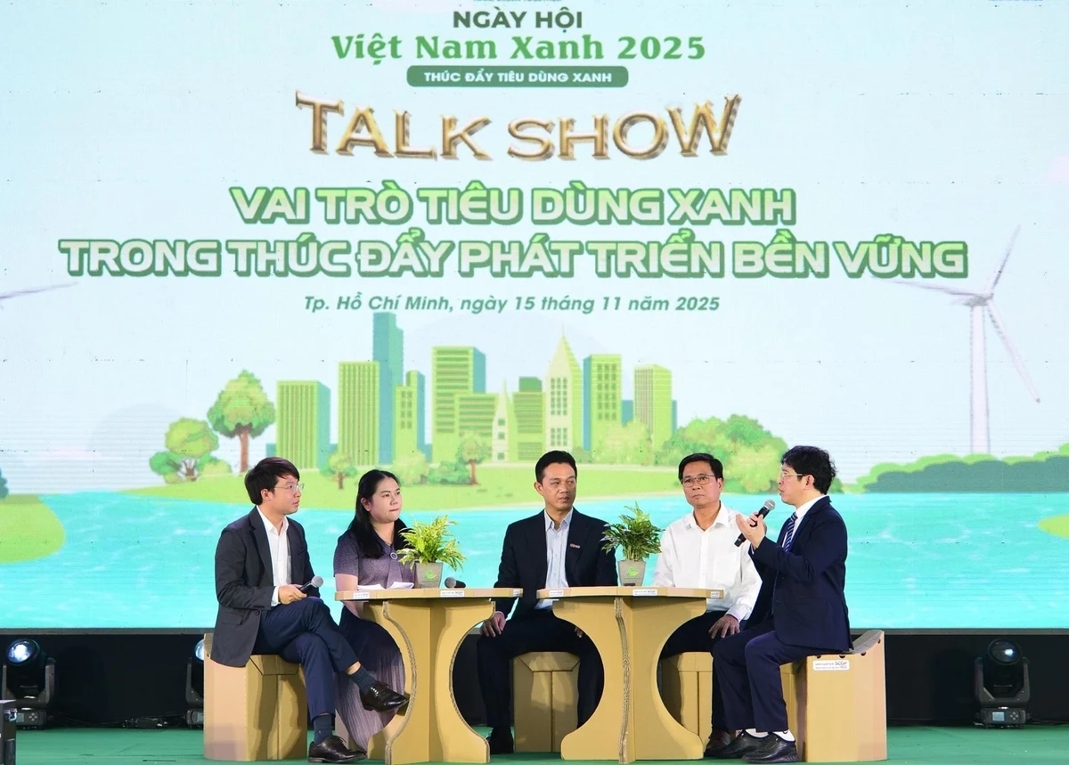 PGS.TS Nguyễn Đình Thọ, Phó viện trưởng Viện Chiến lược, Chính sách Nông nghiệp và Môi trường chia sẻ tại Ngày hội Việt Nam Xanh 2025.